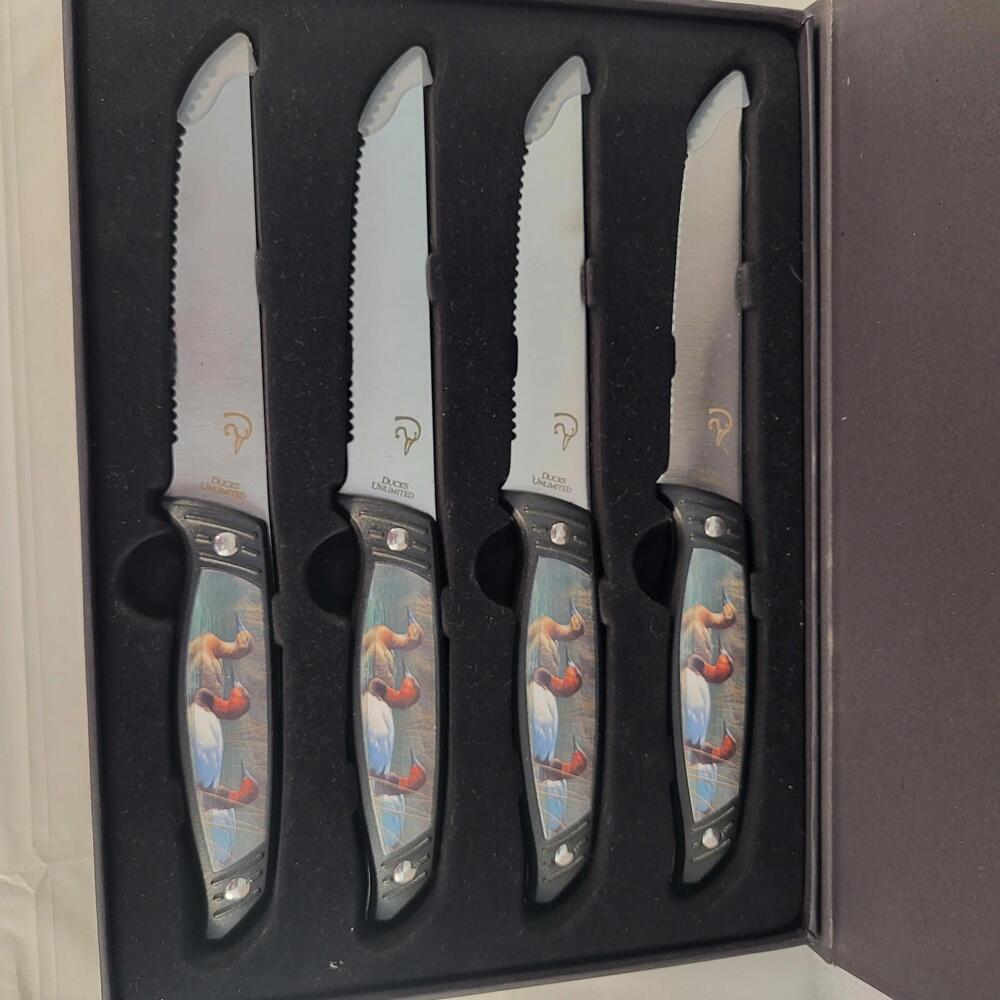 Stone River LTD  Ducks Unlimited set of 4 NEW steak knives in box beautiful